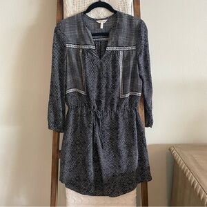 Rebecca Taylor 100% silk black & white print waist cinch long sleeve dress
